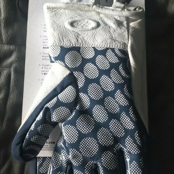 Oakley Women's NWT Park Gloves ~ 2011 Version - Picture 7 of 8